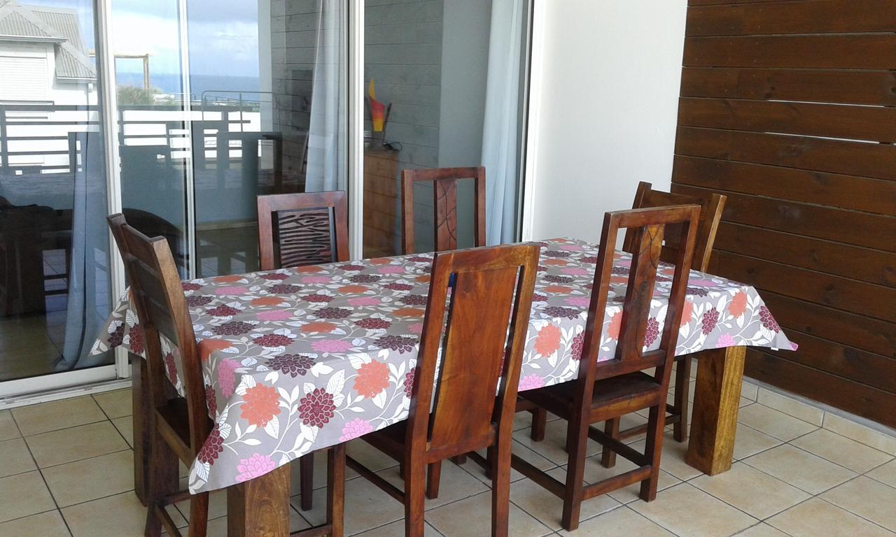 Appartement Meuble De Tourisme Saint Pierre Eksteriør bilde