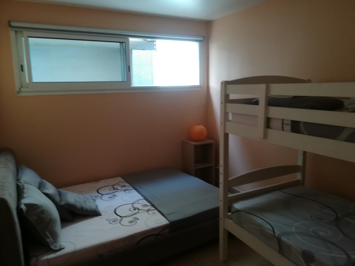 Appartement Meuble De Tourisme Saint Pierre Eksteriør bilde