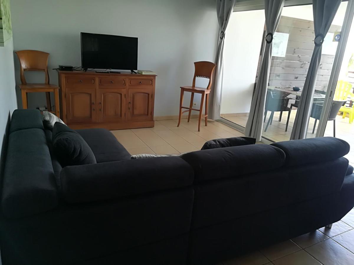 Appartement Meuble De Tourisme Saint Pierre Eksteriør bilde