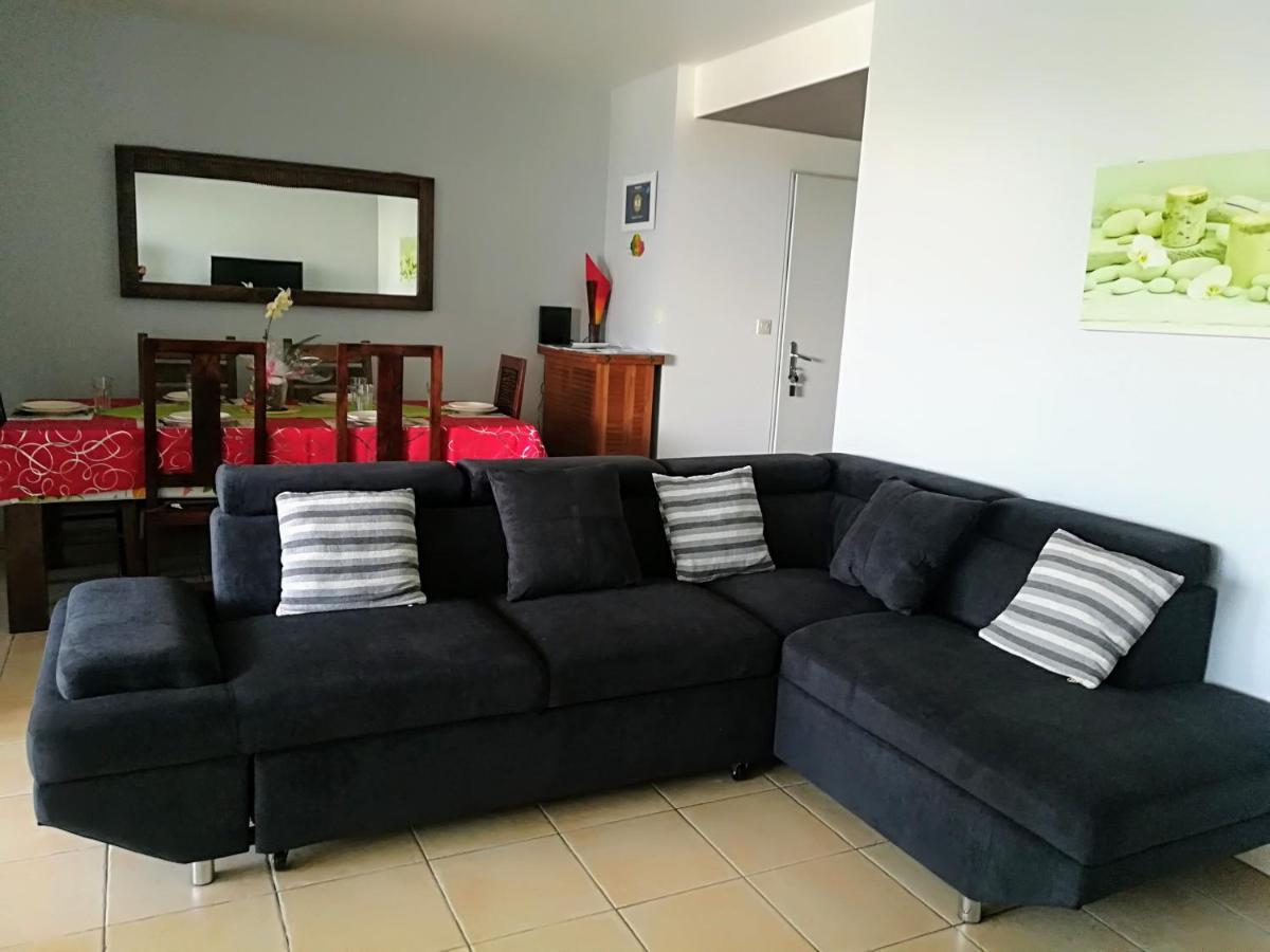 Appartement Meuble De Tourisme Saint Pierre Eksteriør bilde