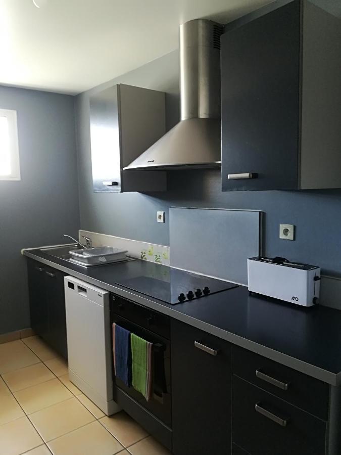 Appartement Meuble De Tourisme Saint Pierre Eksteriør bilde